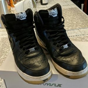 Nike Air Force 1